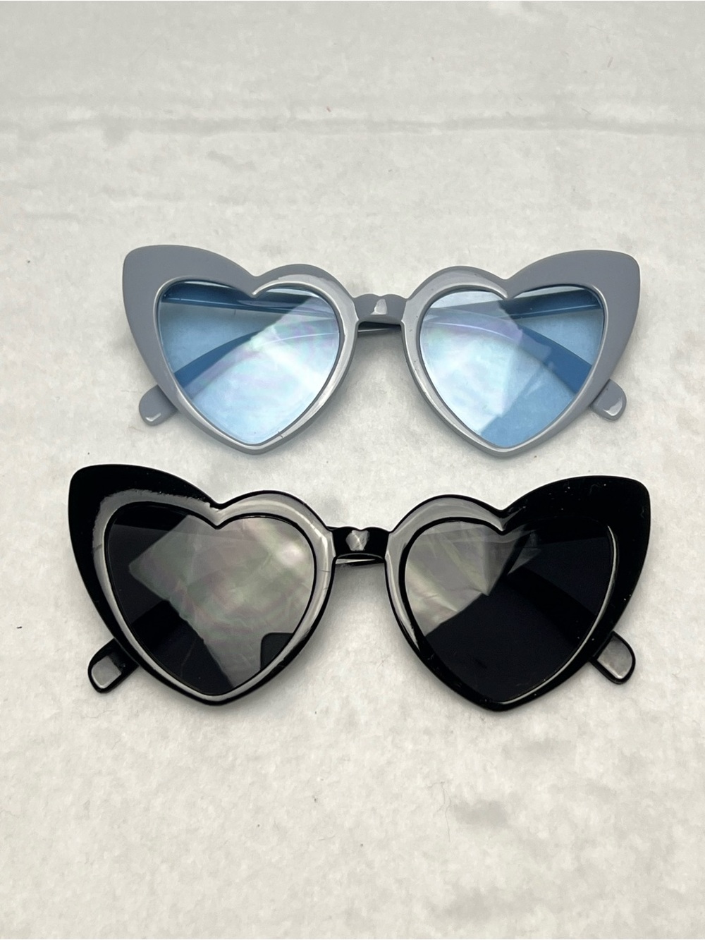 2-Pair Heart Shaped Sunglasses Black + Gray Blue Y2K Coquette - like new!